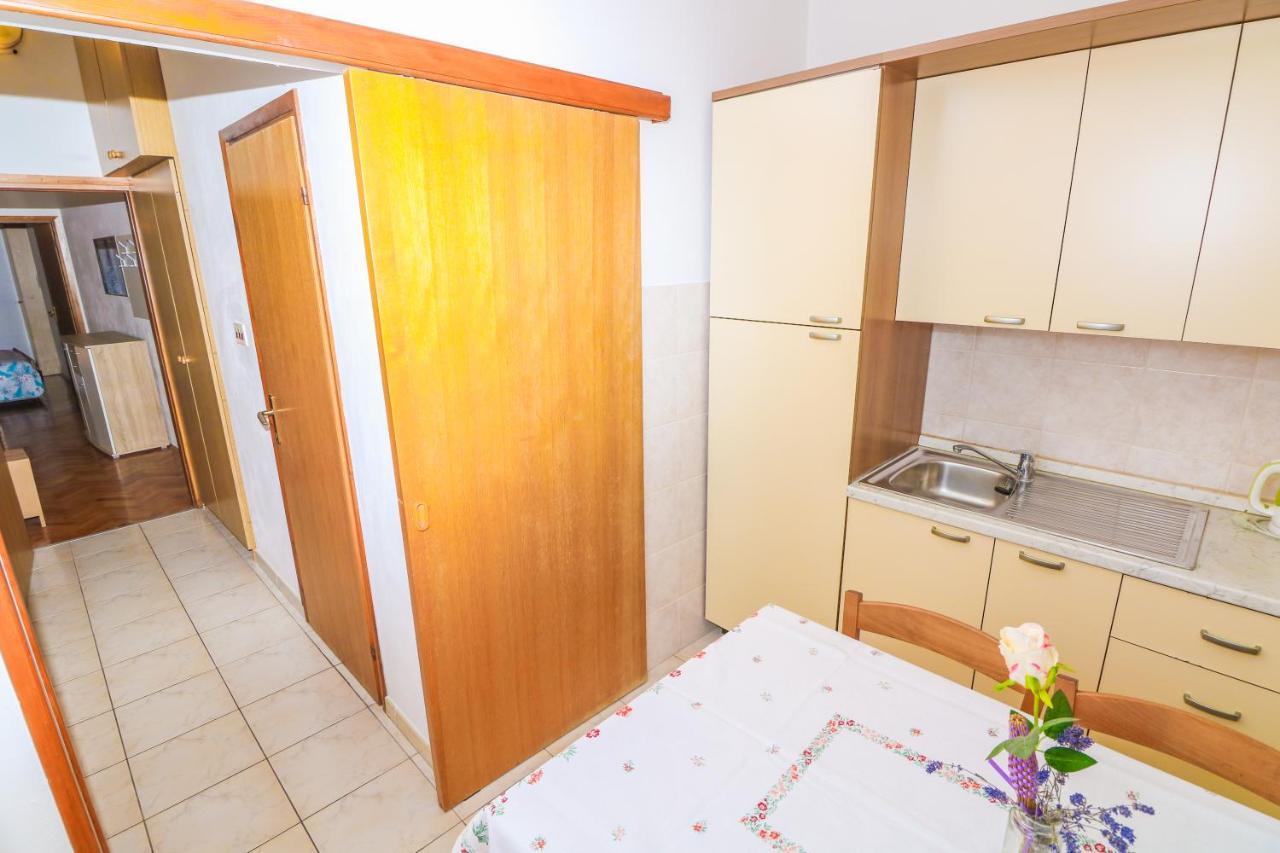 Apartment Marulic In Old Town Baška Exterior foto